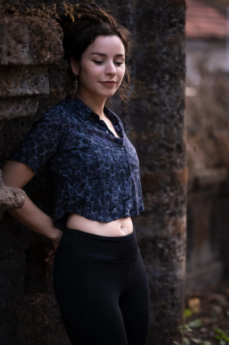 Bamboo Crop Shirt - HEXAGON DWELL