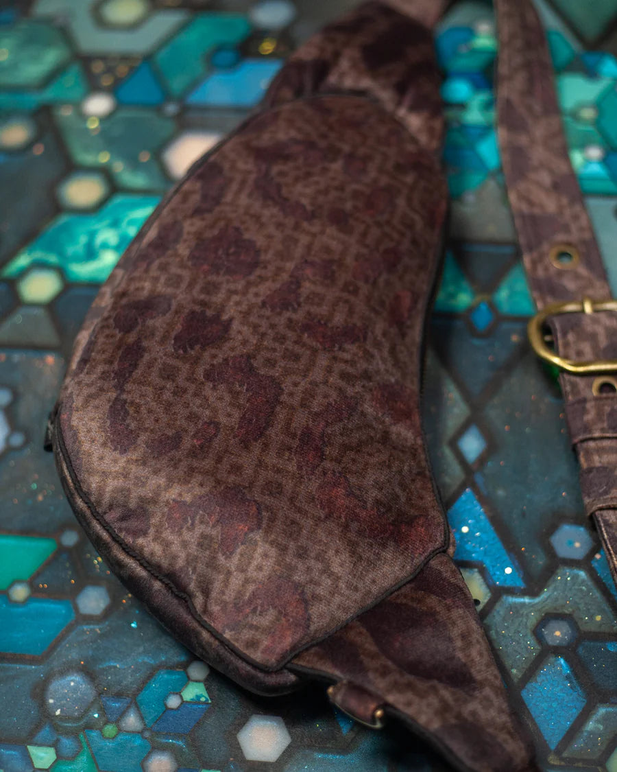 Botta Bag - Velvet Fawn Buckle - LEOPARDUS