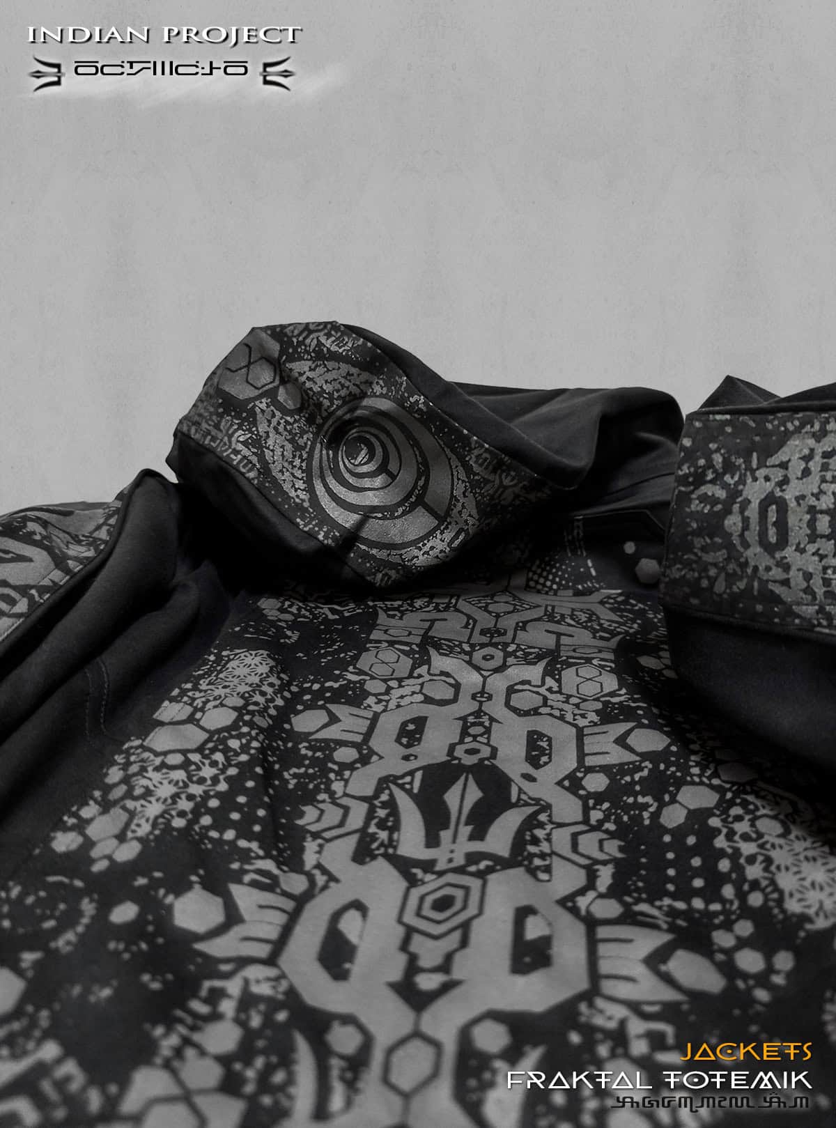 FRAKTAL TOTEM Black Hoodie Jacket