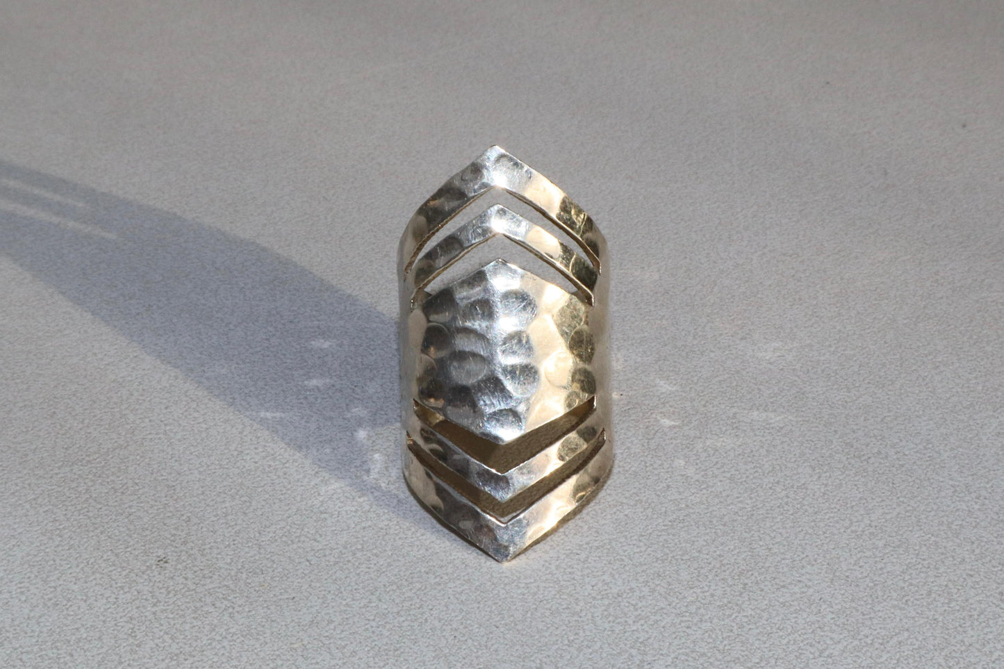 Ring - Ascend Lines V2