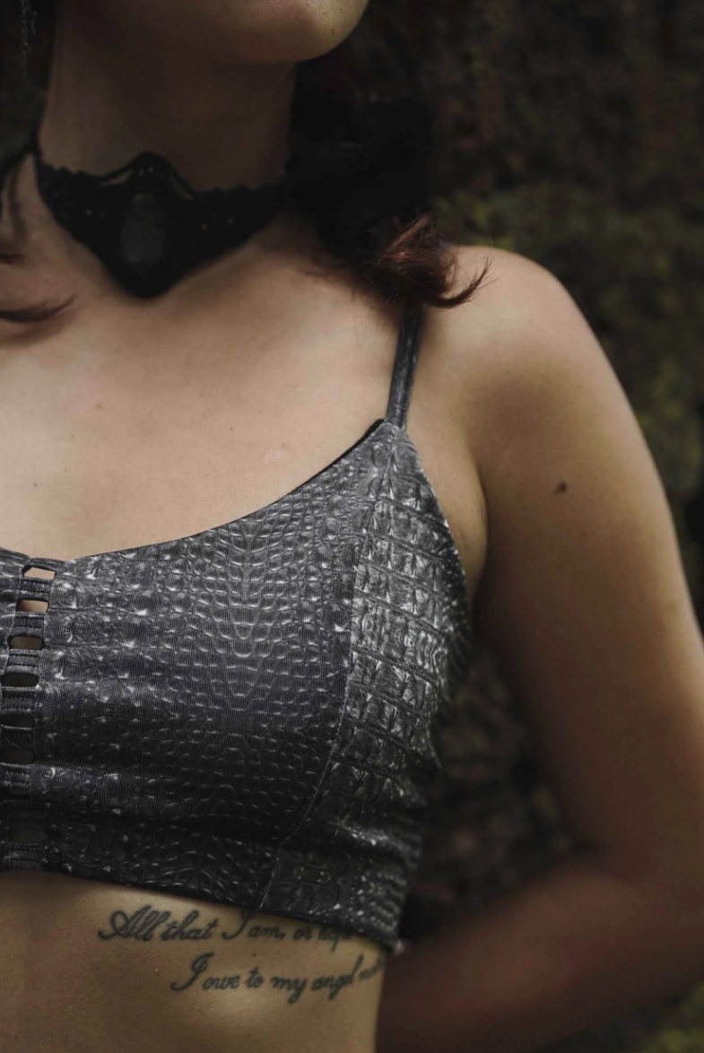 Sleeveless Crop Top - BLACK ILLUSION