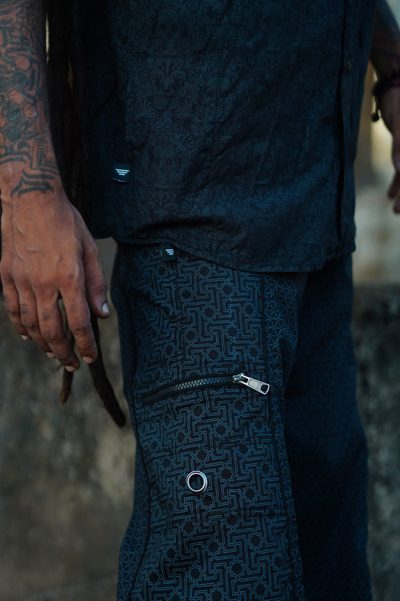 Shorts - Shri Yantra 3/4 - Black Geometry