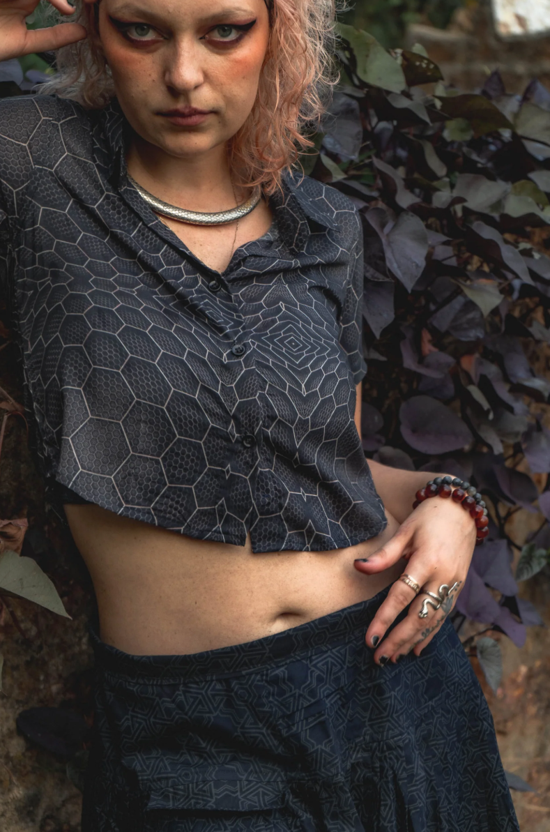 Bamboo Crop Shirt - ATOMS & MOLECULES