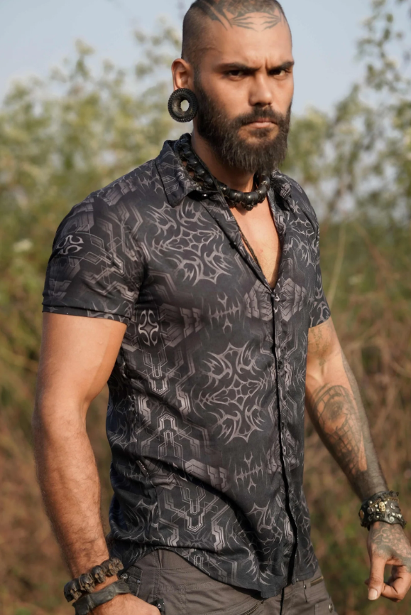 Bamboo Shirt - PIRATES OF CHAPORA