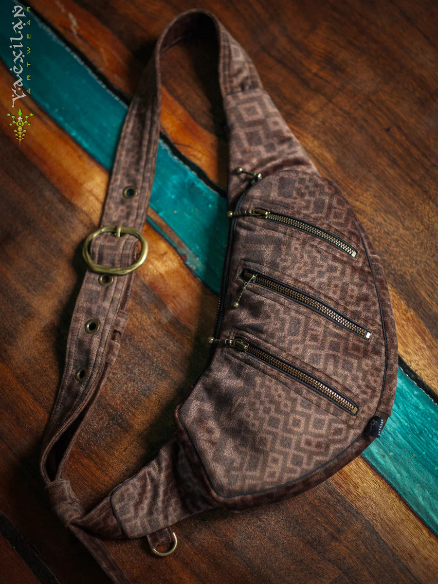 Botta Bag - Velvet Fawn Buckle -  LAGARTIKA