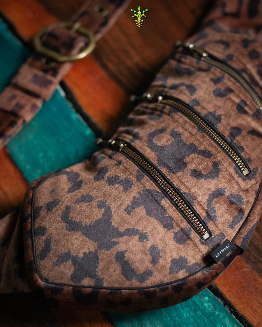 Botta Bag - Velvet Fawn Buckle - LEOPARDUS V2