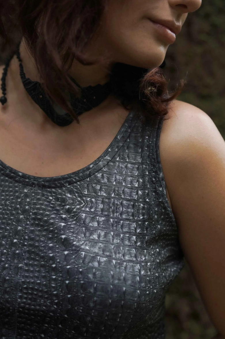 Crop Top Tank - BLACK ILLUSION