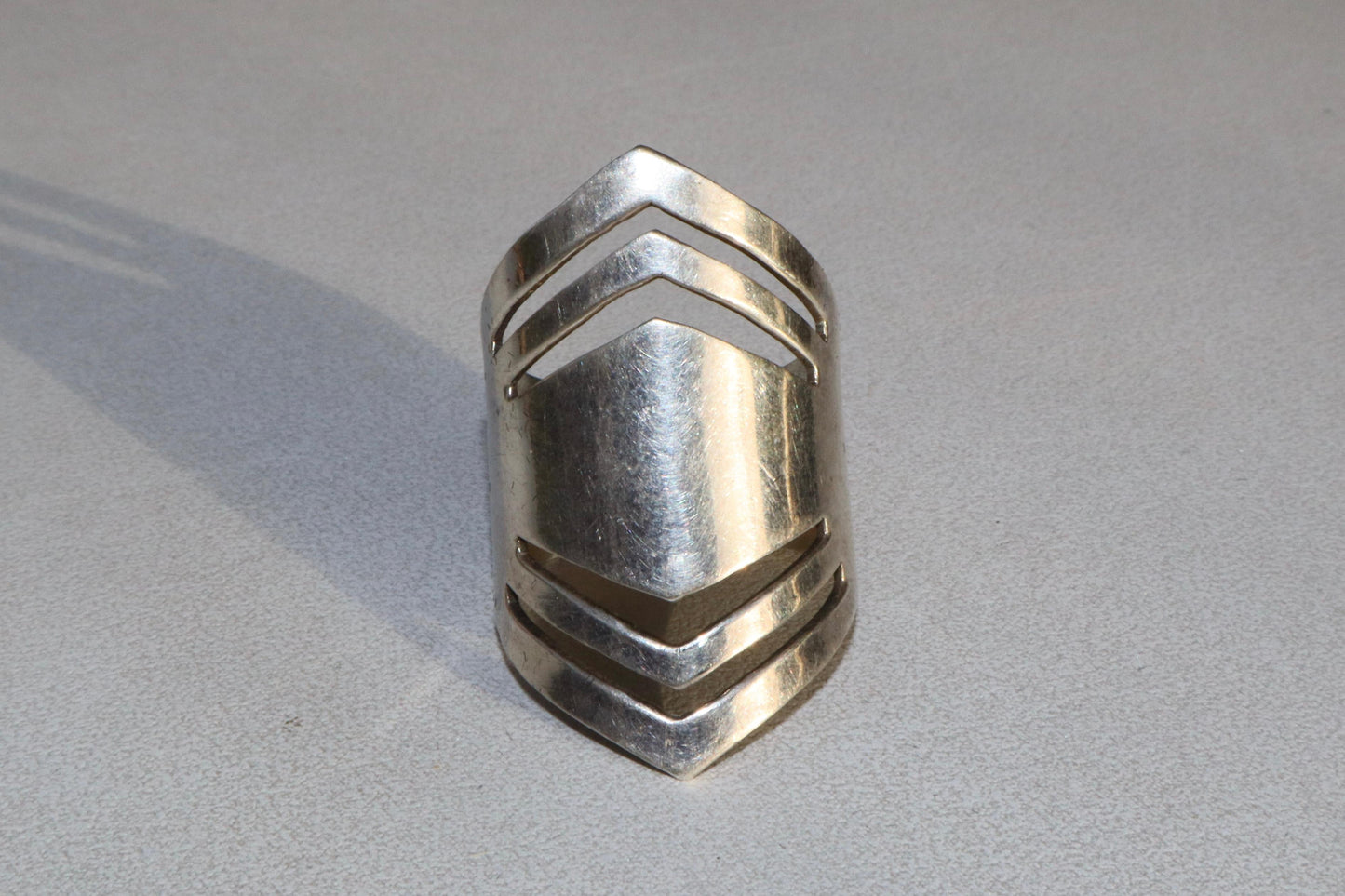 Ring - Ascend Lines