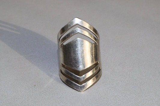 Ring - Ascend Lines