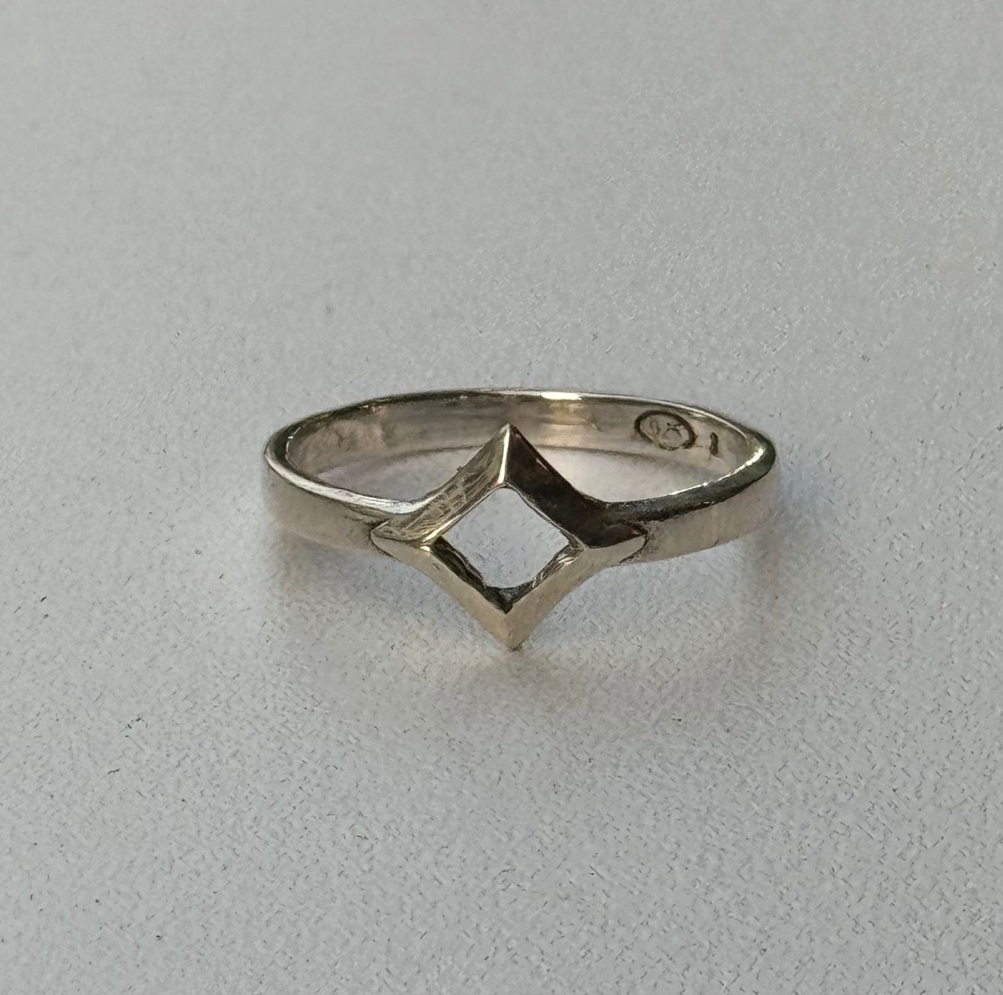 Ring - Hollow Star