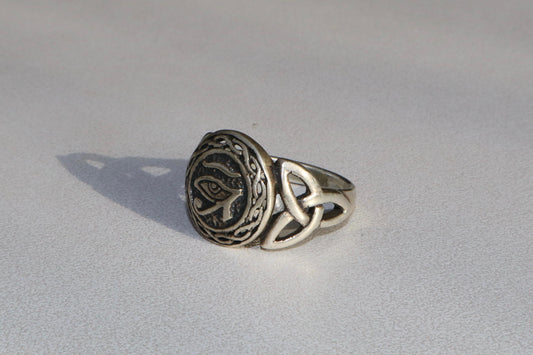 Ring - Horus Seal