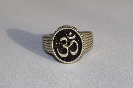 Ring - Om energy