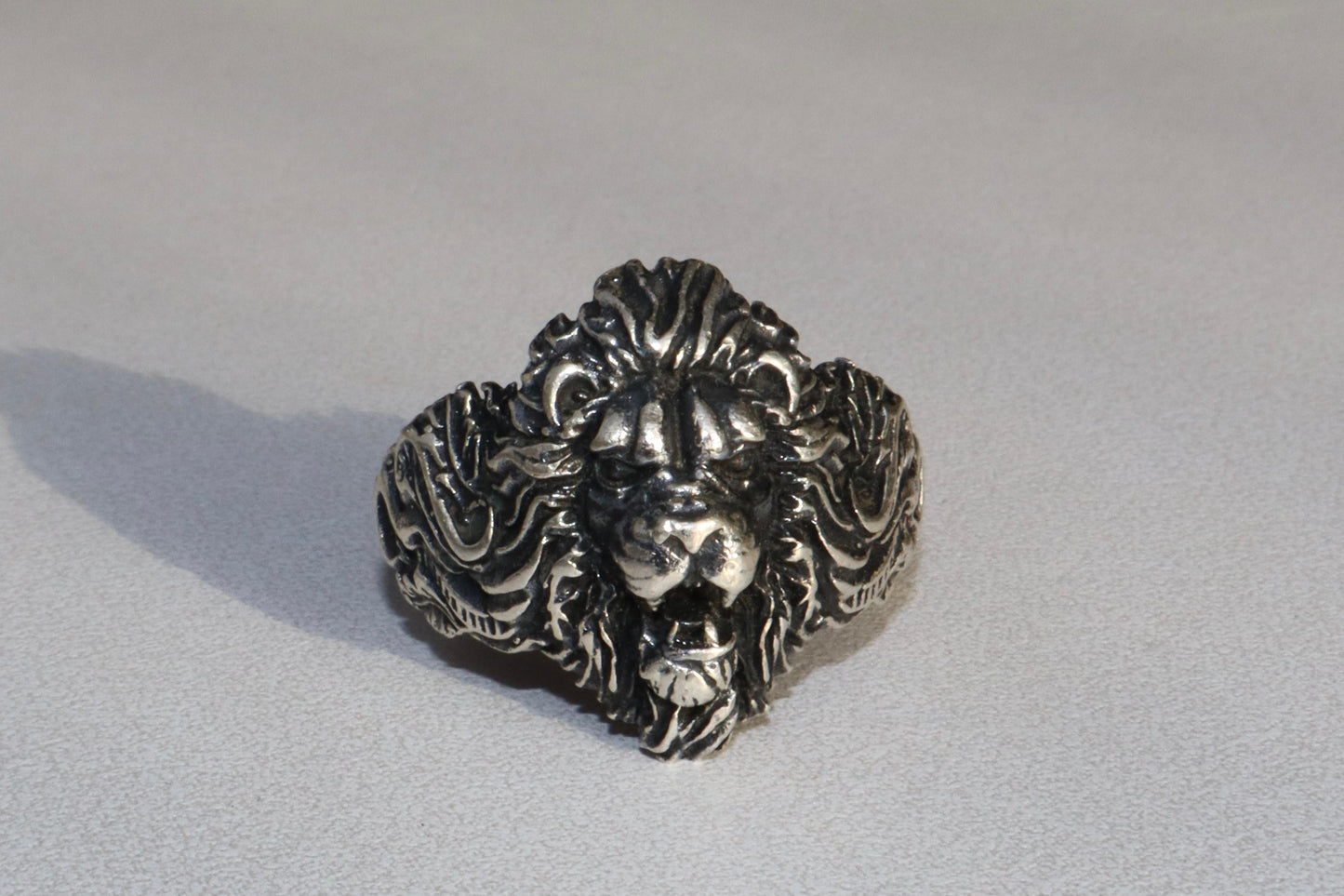 Ring - Roar of Power