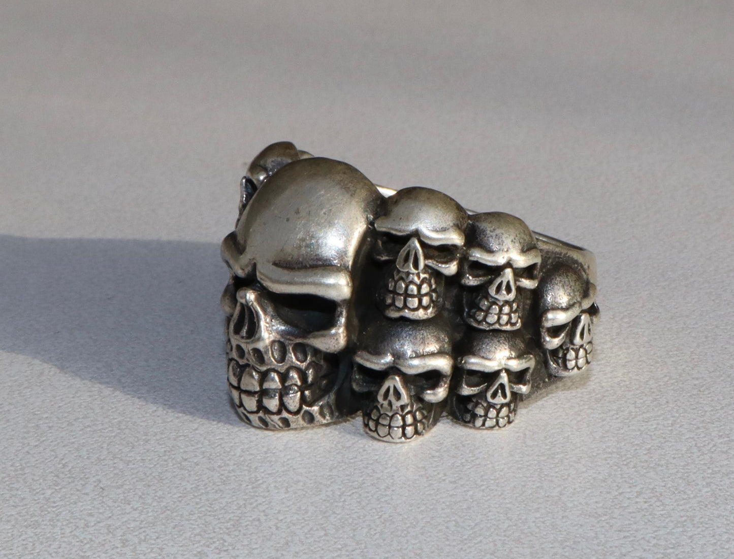 Ring - Skulloholics