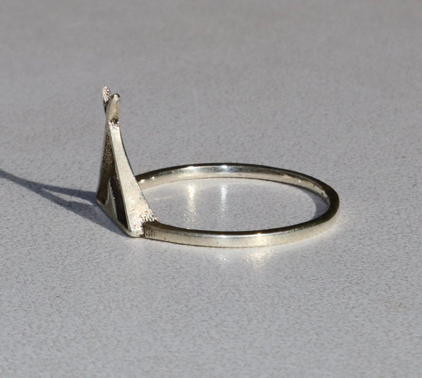 Ring - Tri Essence