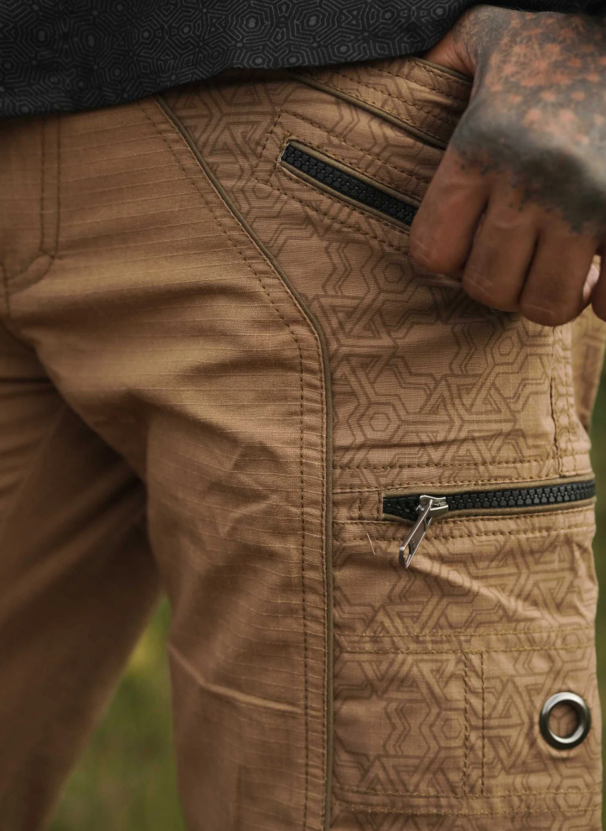 Shorts - Up knee cargo - PYTHAGORAS caramel