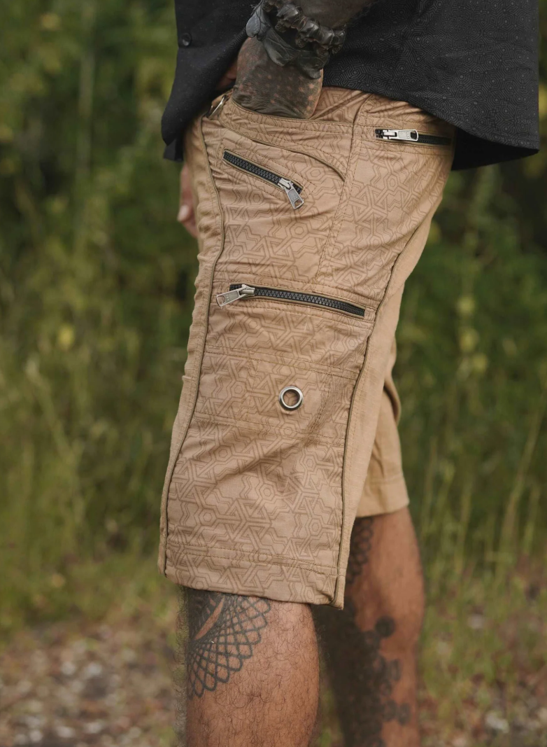 Shorts - Up knee cargo - PYTHAGORAS caramel