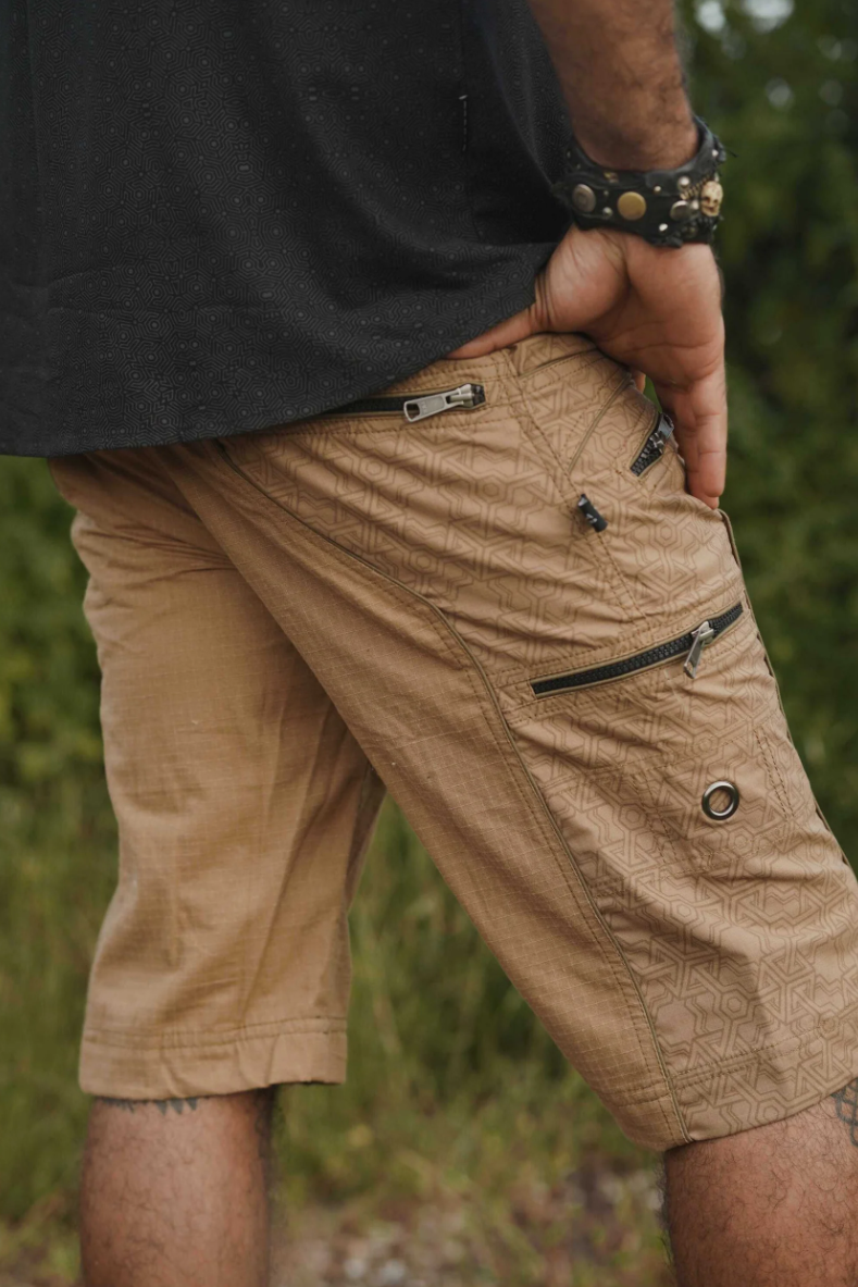 Shorts - Up knee cargo - PYTHAGORAS beige